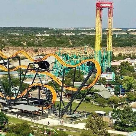 Walk To The Alamodome! Sleeps 6, Pet Friendly Leilighet San Antonio Eksteriør bilde