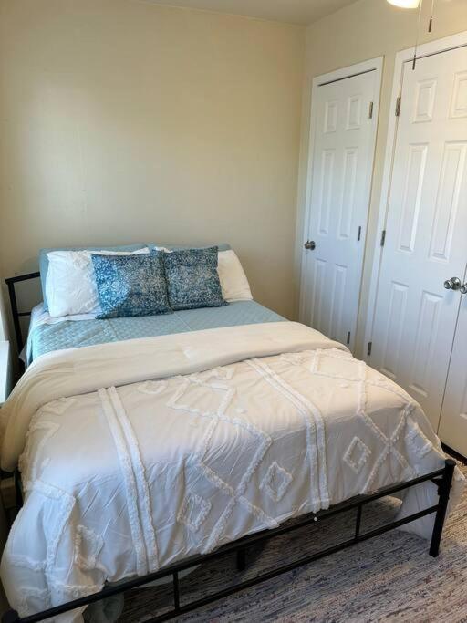 Walk To The Alamodome! Sleeps 6, Pet Friendly Leilighet San Antonio Eksteriør bilde